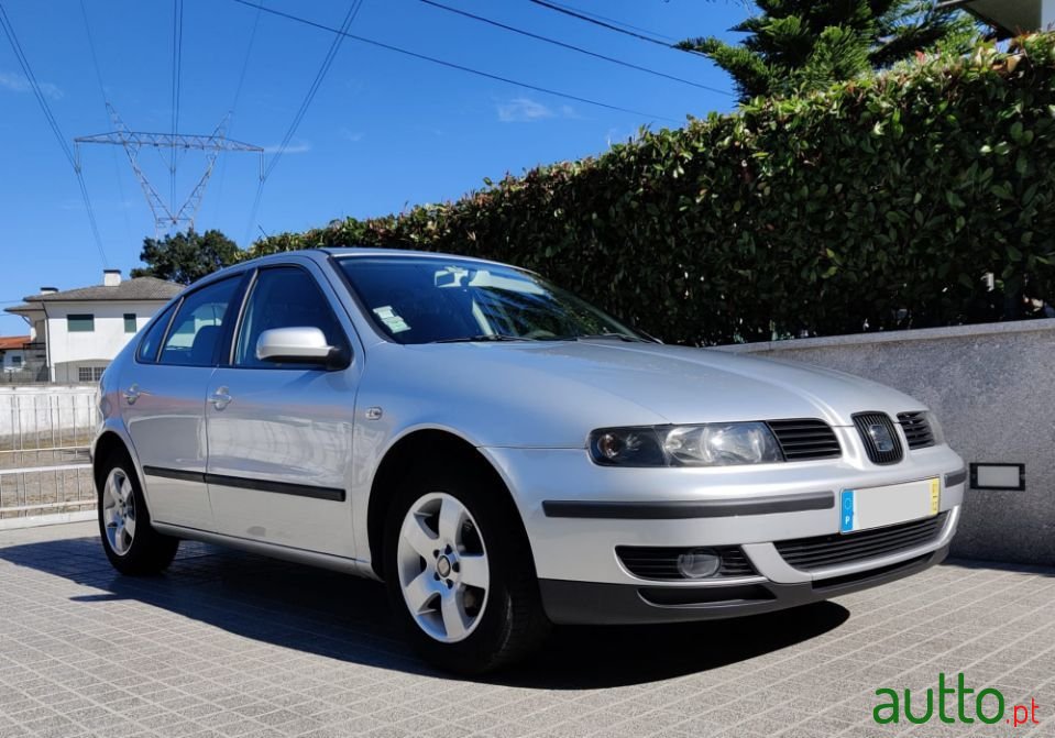 2001' SEAT Leon photo #3