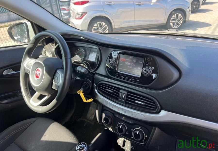 2019' Fiat Tipo 1.3 M-Jet Easy photo #5