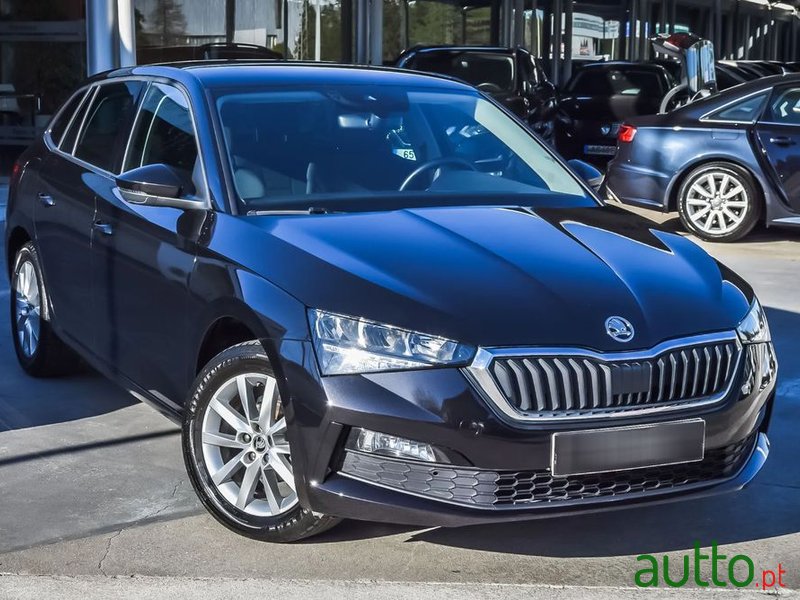 2022' Skoda Scala 1.0 Tsi Ambition photo #2