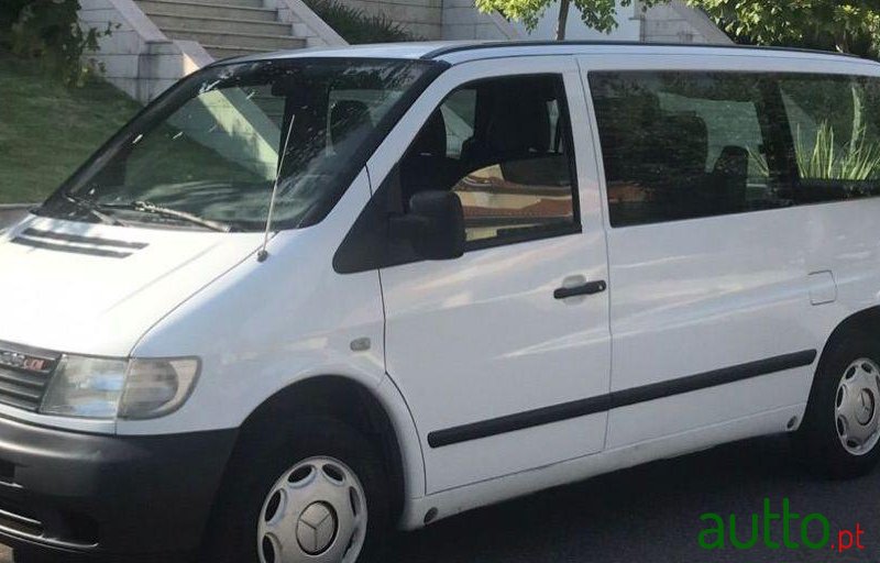 2003' Mercedes-Benz Vito 6 Lugares photo #2