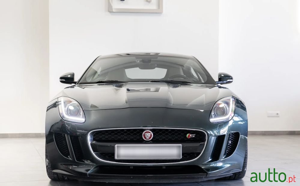 2015' Jaguar F-Type 3.0 V6 S/C S Auto photo #2
