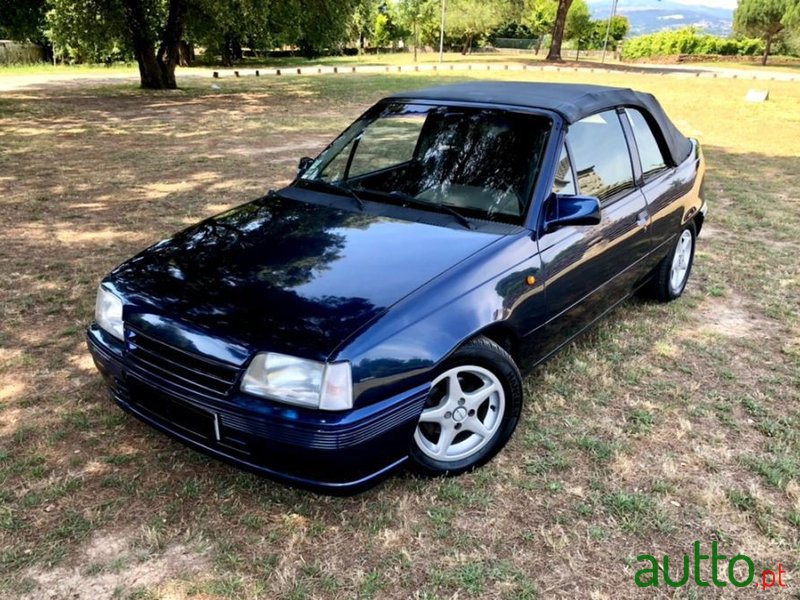 1990' Opel Kadett photo #1