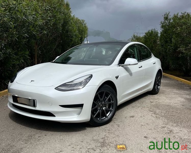 2019' Tesla Model 3 photo #2