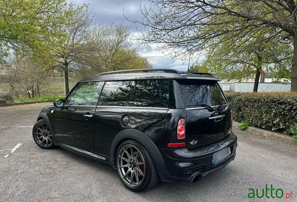 2012' MINI Clubman John Cooper Works photo #5