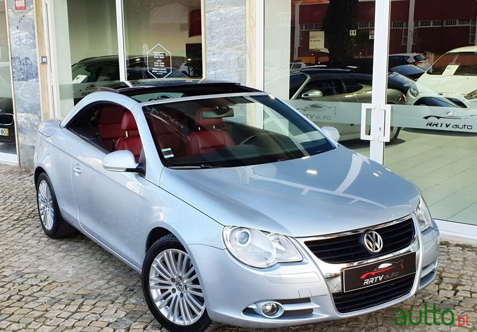 2007' Volkswagen Eos photo #3