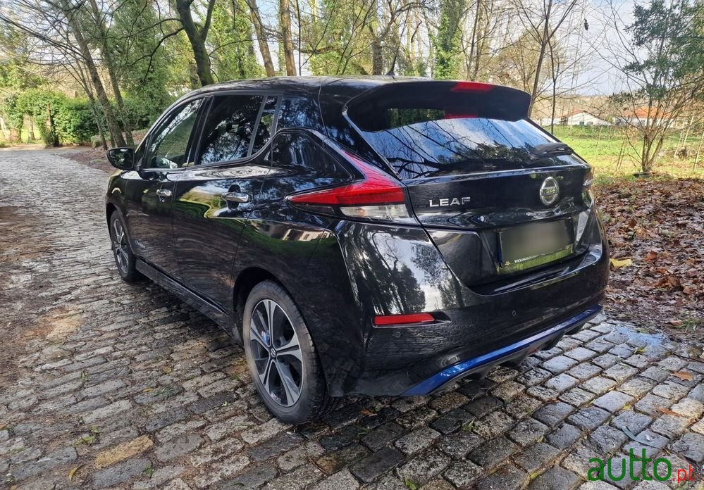 2018' Nissan Leaf Tekna photo #4