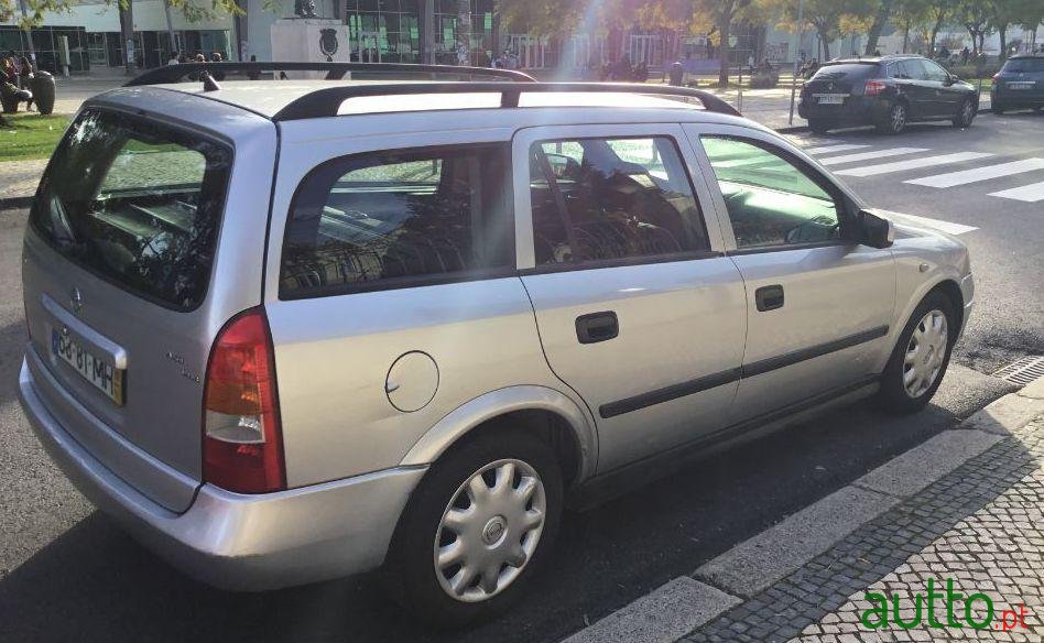 1998' Opel Astra Caravan photo #3