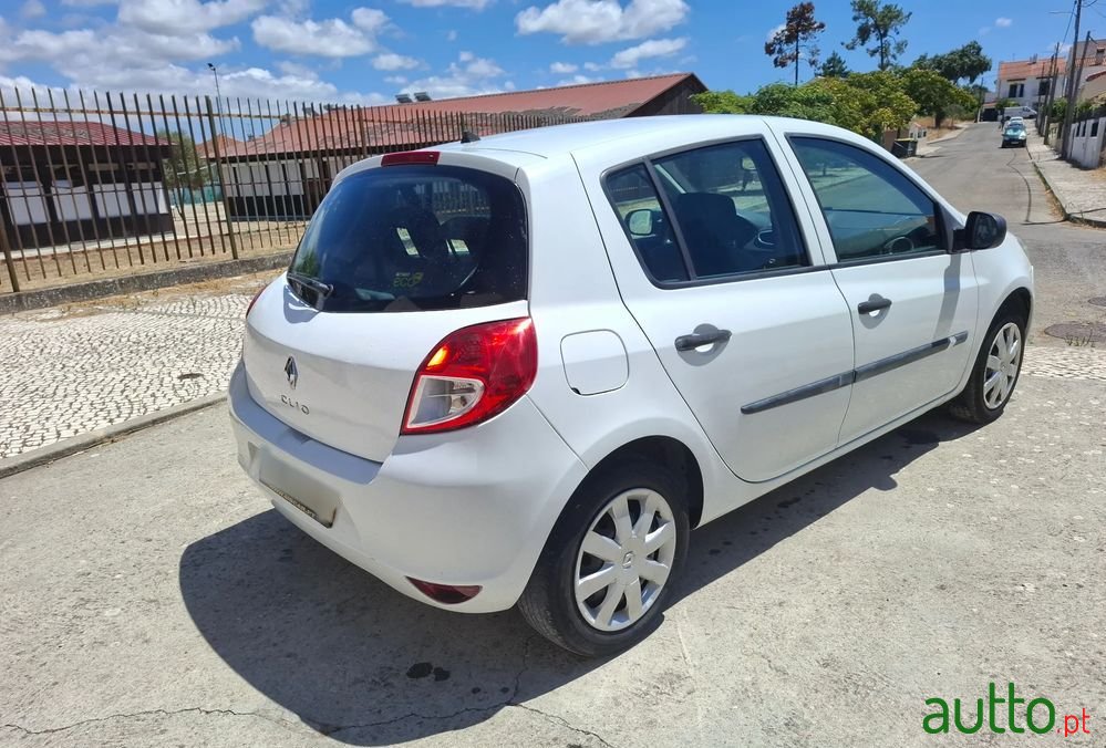 2012' Renault Clio Dci 90 Dynamique photo #4