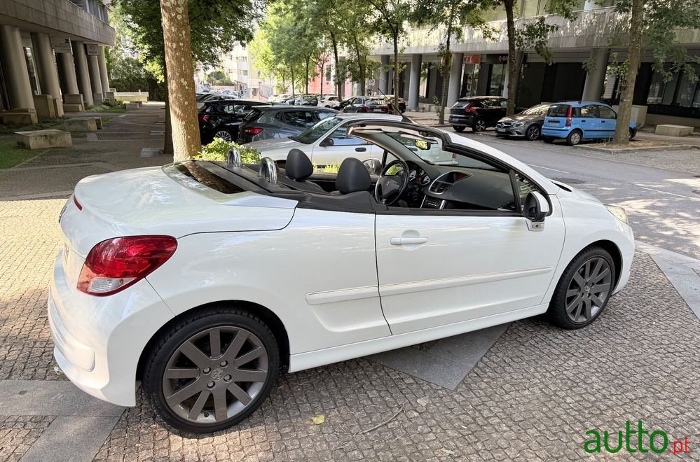 2009' Peugeot 207 150 Thp Sport photo #5