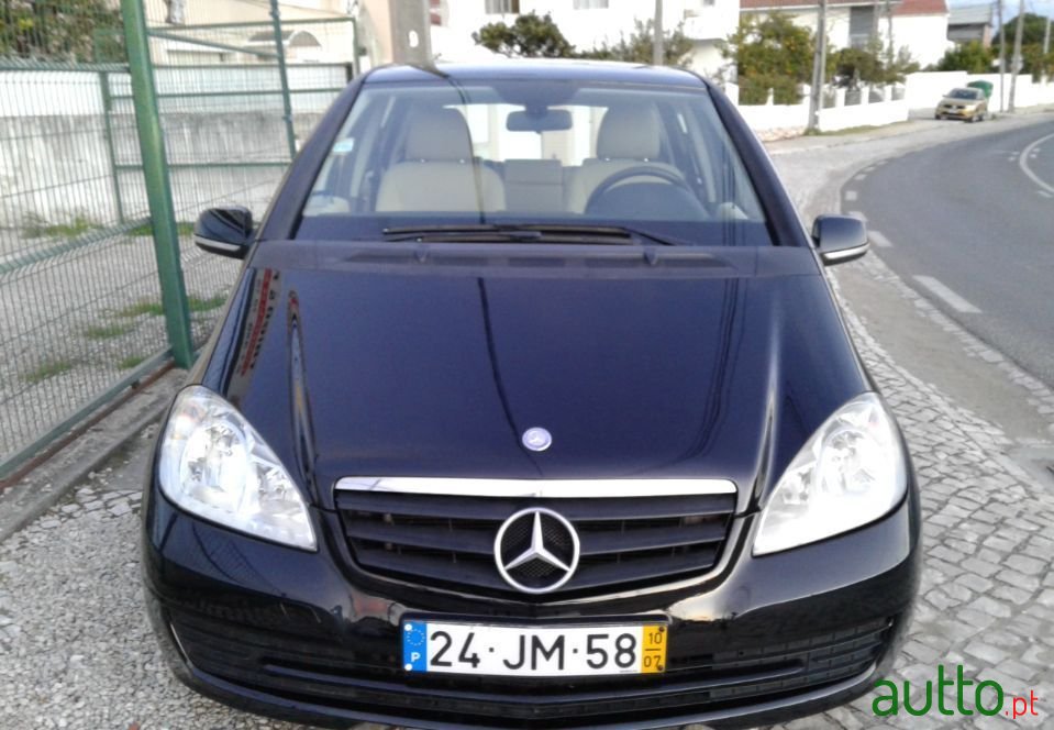 2010' Mercedes-Benz A-160 photo #3