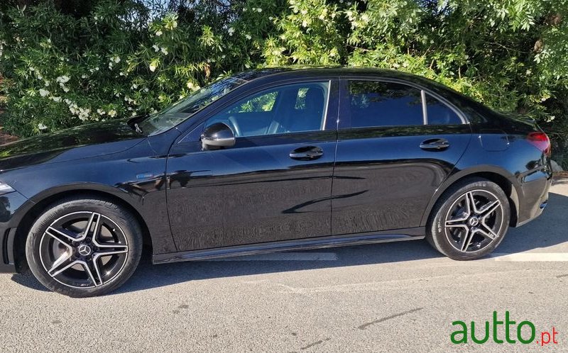 2021' Mercedes-Benz A 250 E Amg Line photo #4