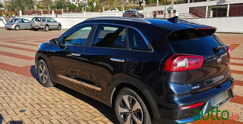 2018' Kia Niro 1.6 Gdi Phev Tx photo #6