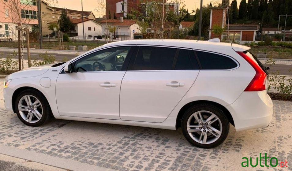 2014' Volvo V60 photo #4