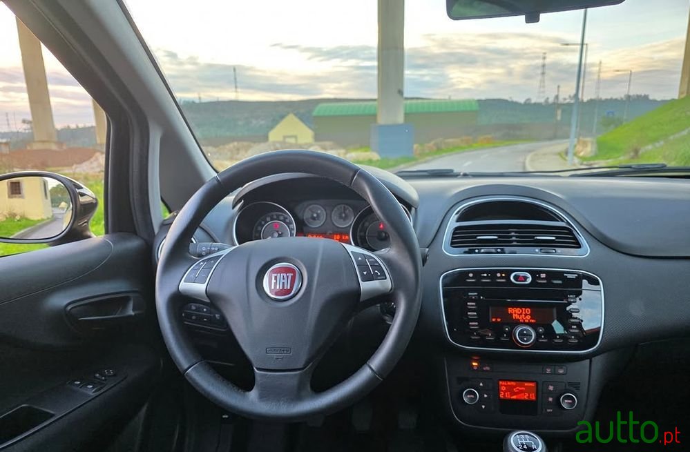 2018' Fiat Punto 1.2 Lounge S&S photo #5