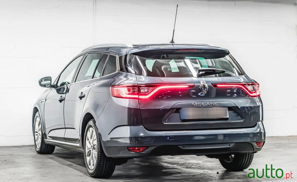 2019' Renault Mégane Sport Tourer photo #5