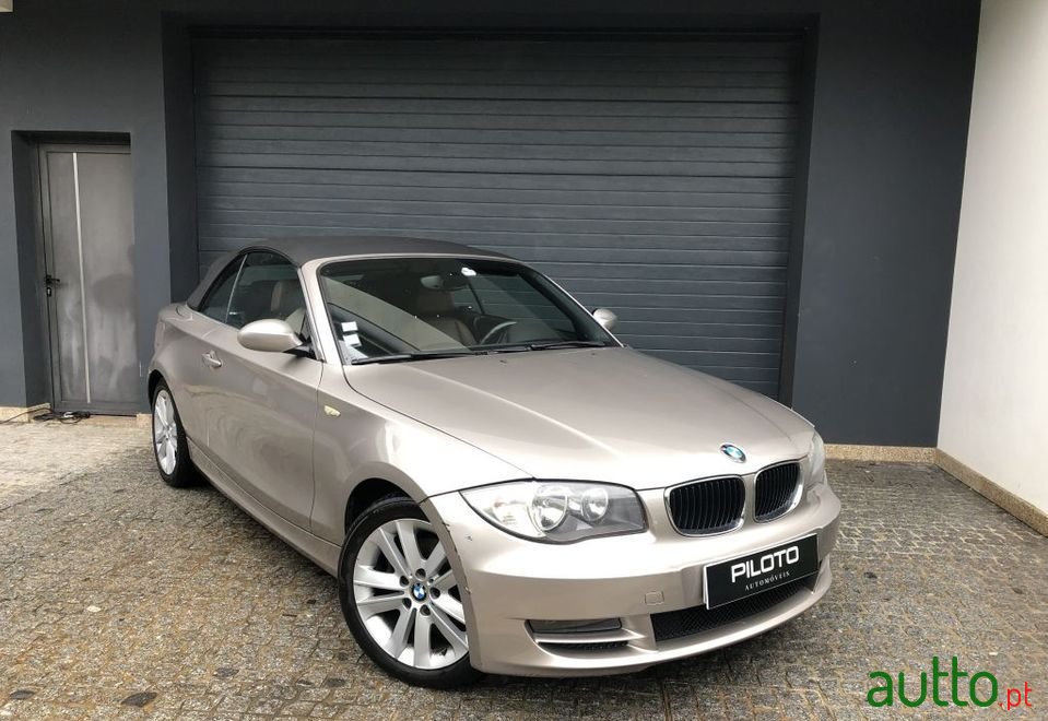 2008' BMW 120 photo #1