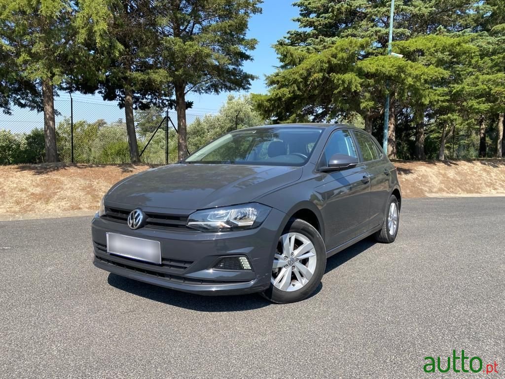 2019' Volkswagen Polo photo #2