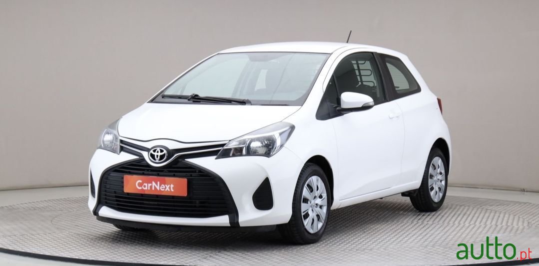 2017' Toyota Yaris photo #1