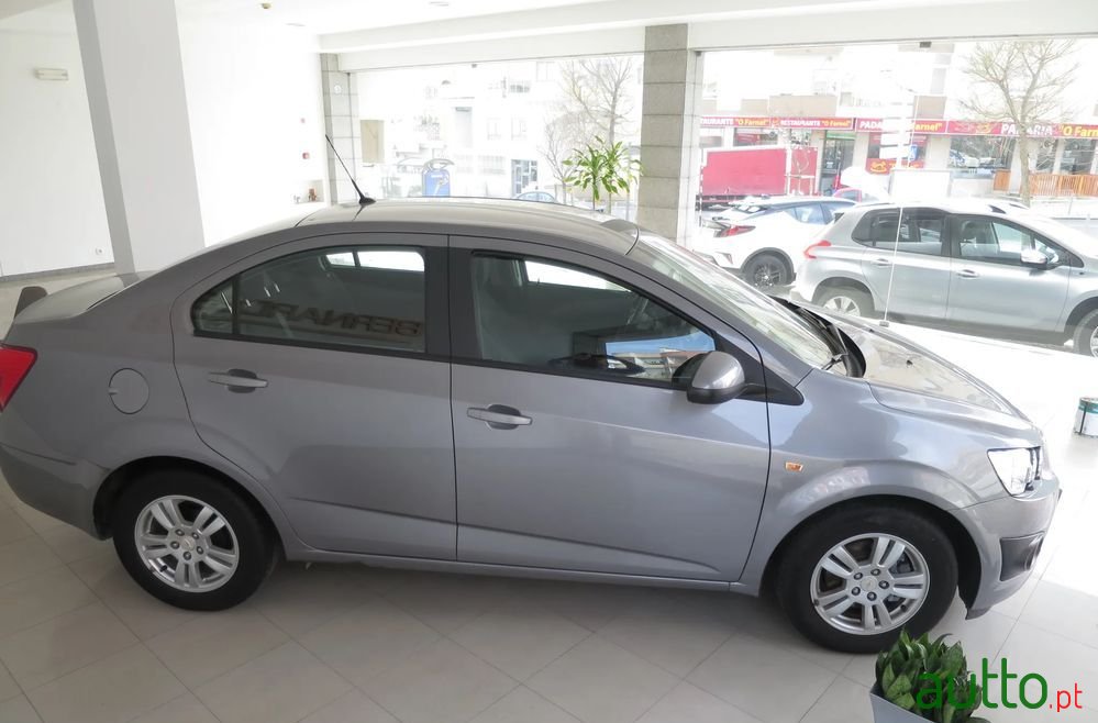 2012' Chevrolet Aveo 1.3 Vcdi Lt photo #4