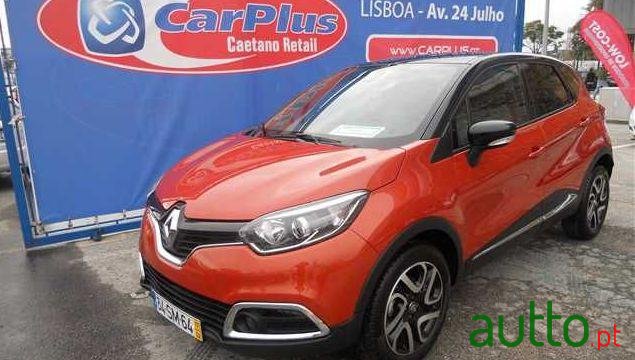 2017' Renault Captur 1.5 Dci Exclusive photo #2