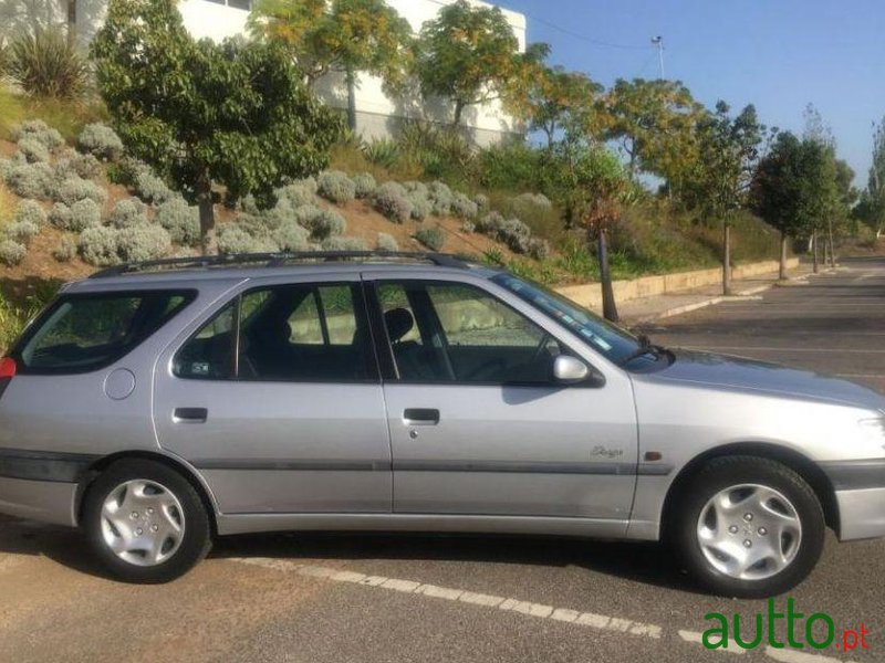 1998' Peugeot 306 Break photo #3