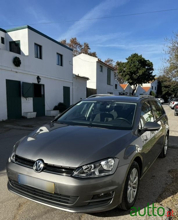 2016' Volkswagen Golf Variant photo #1