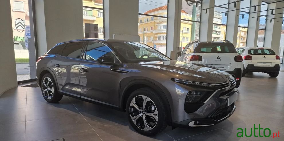 2024' Citroen C5 X photo #1