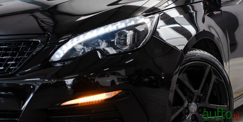 2019' Peugeot 308 Sw photo #2