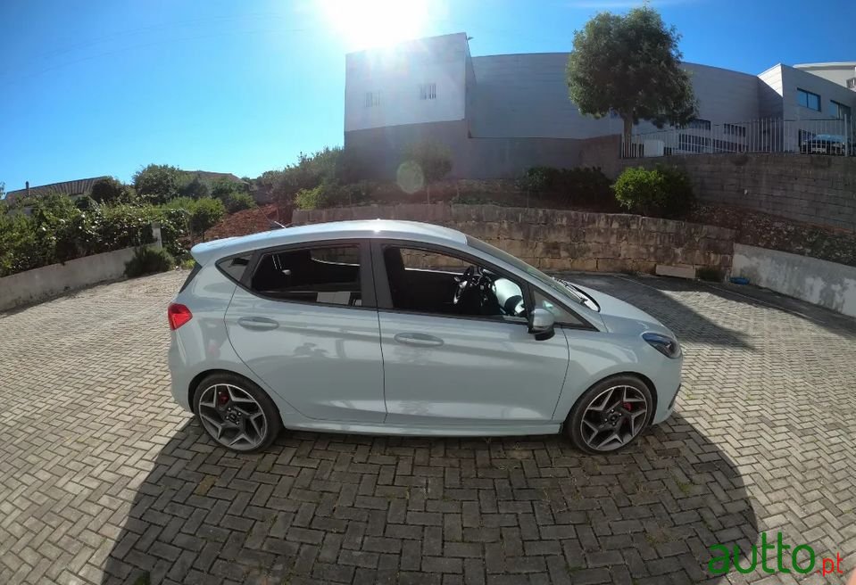 2020' Ford Fiesta photo #1