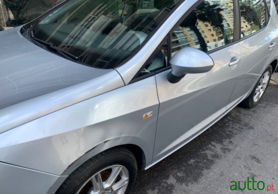 2009' SEAT Ibiza photo #3