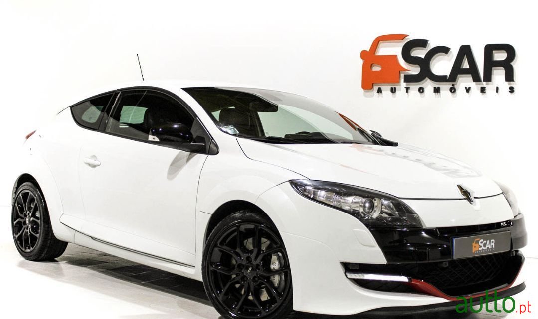 2012' Renault Megane Coupe photo #1