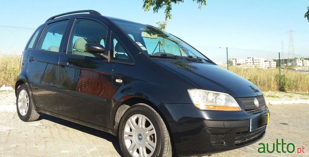 2004' Fiat Idea photo #6