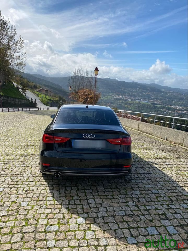 2012' Audi A3 photo #4