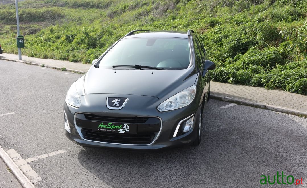 2012' Peugeot 308 Sw photo #4