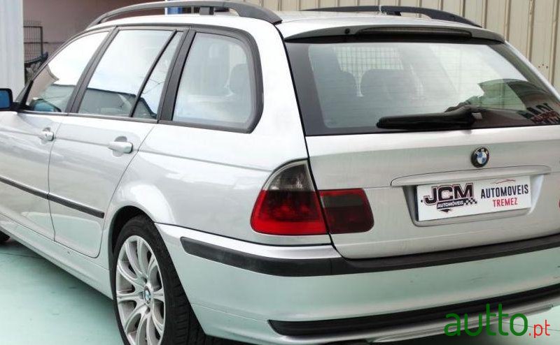 2002' BMW 320 D Touring photo #2