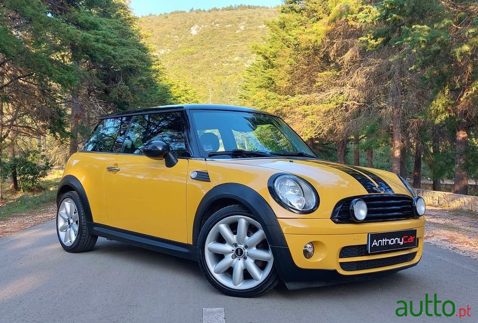 2008' MINI Cooper photo #1