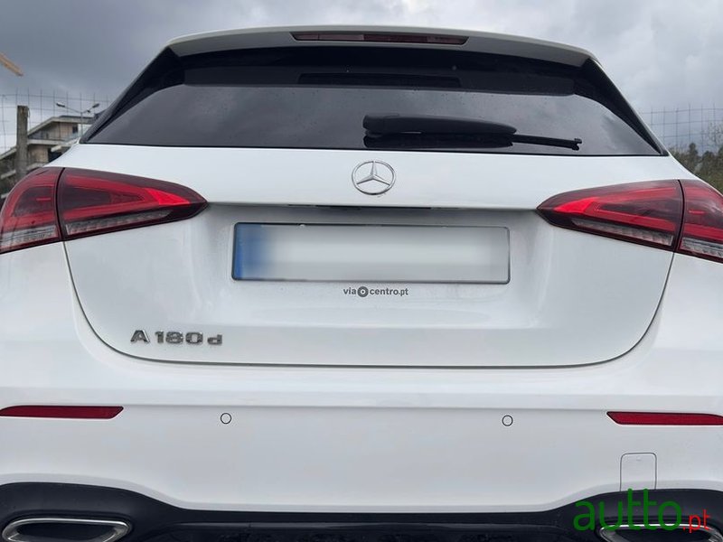 2022' Mercedes-Benz Classe A photo #5