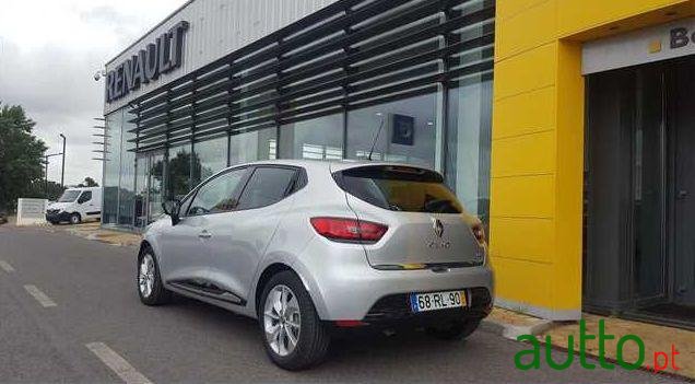2016' Renault Clio 0.9 Tce Limited photo #1