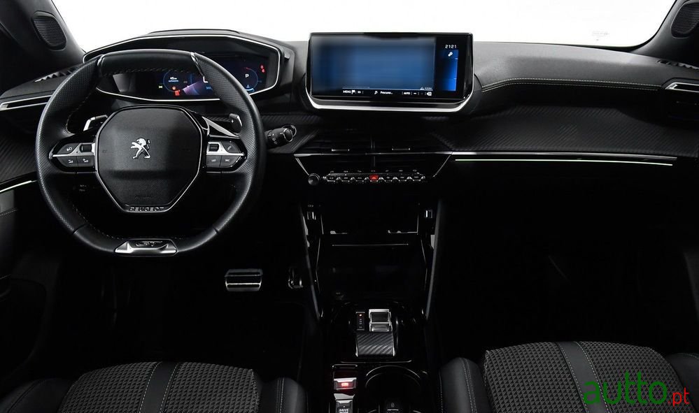 2023' Peugeot 2008 photo #3
