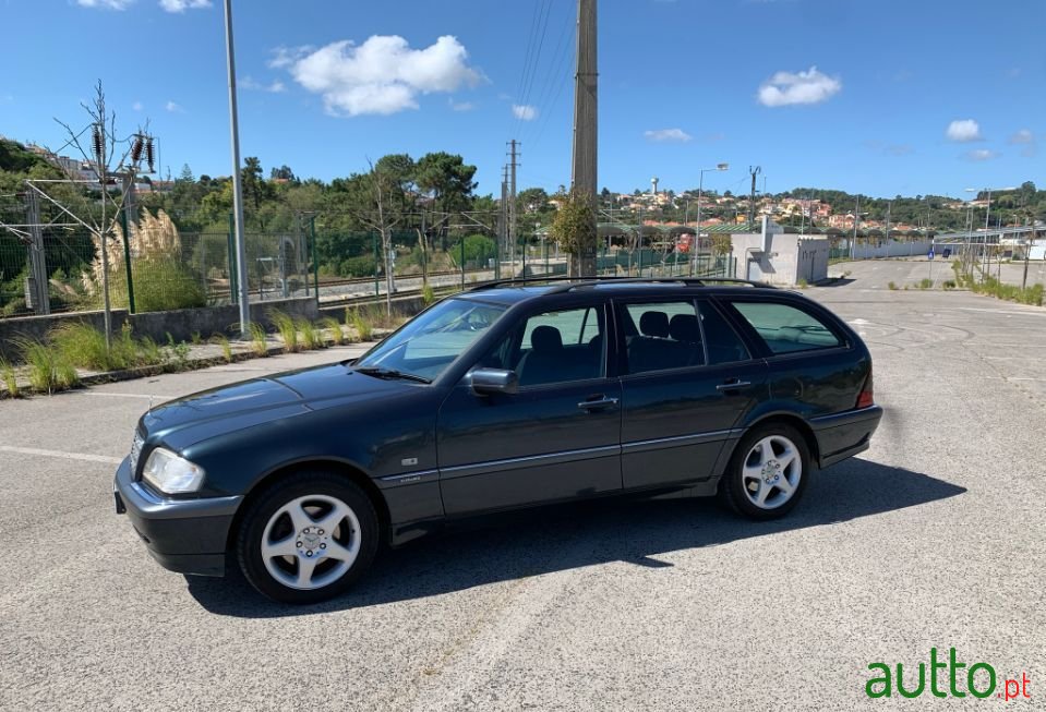 1998' Mercedes-Benz C-250 photo #2