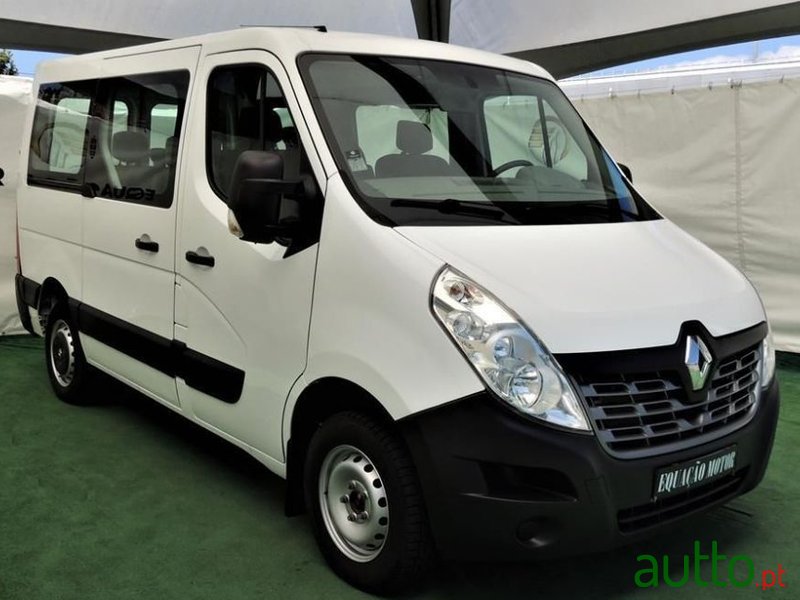 2015' Renault Master photo #2