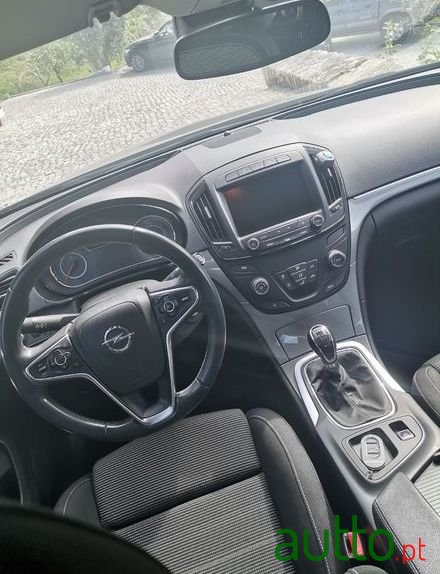 2014' Opel Insignia photo #5