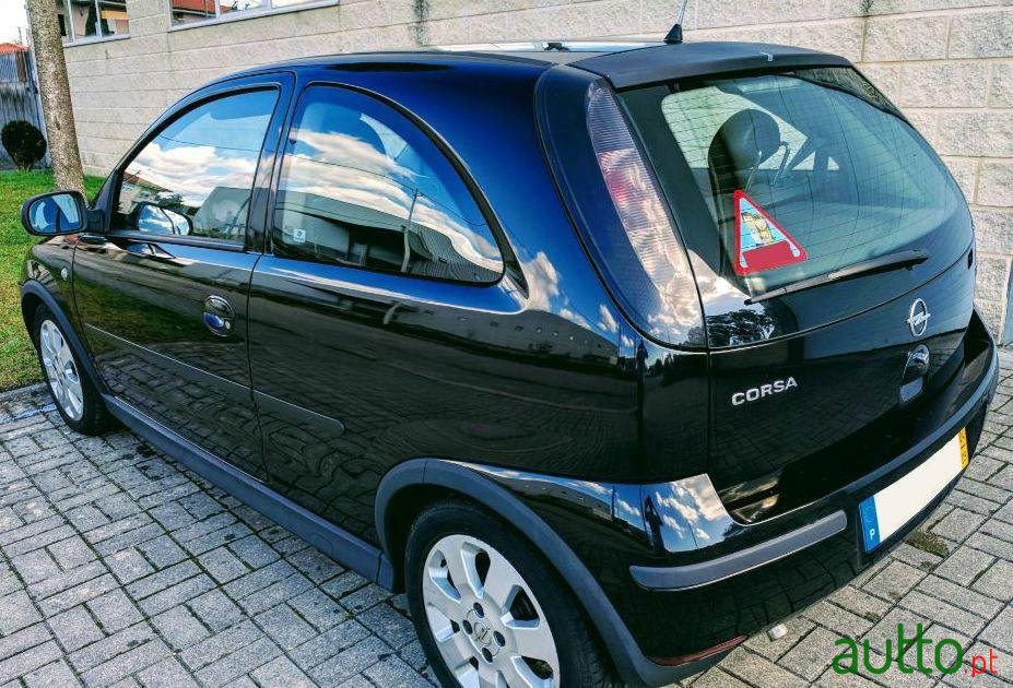 2004' Opel Corsa photo #1