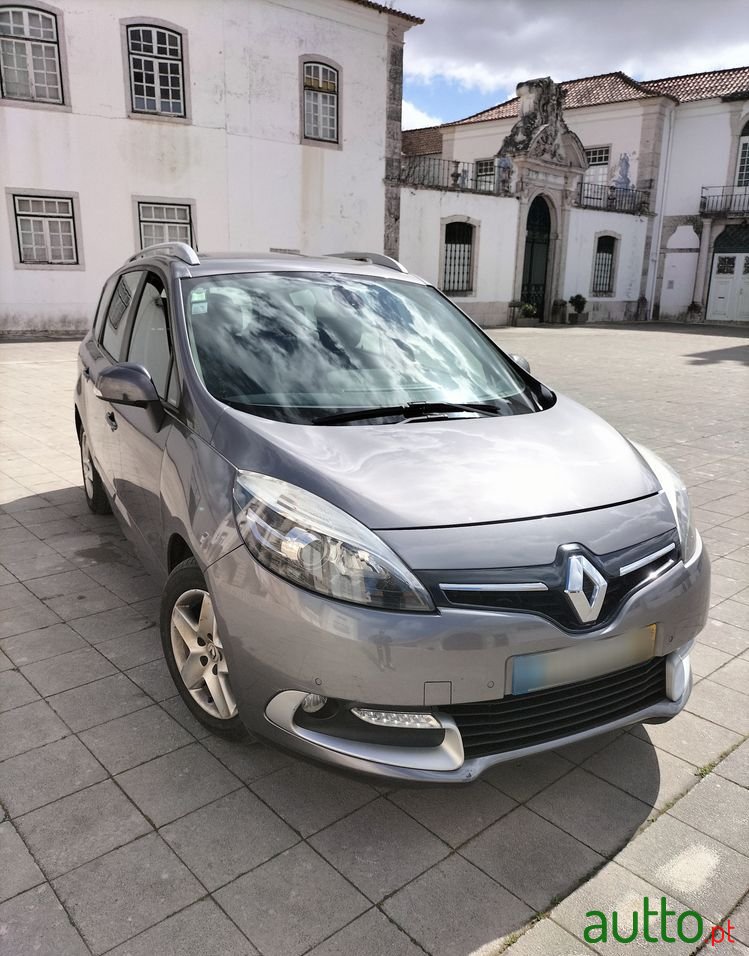 2016' Renault Grand Scenic photo #1