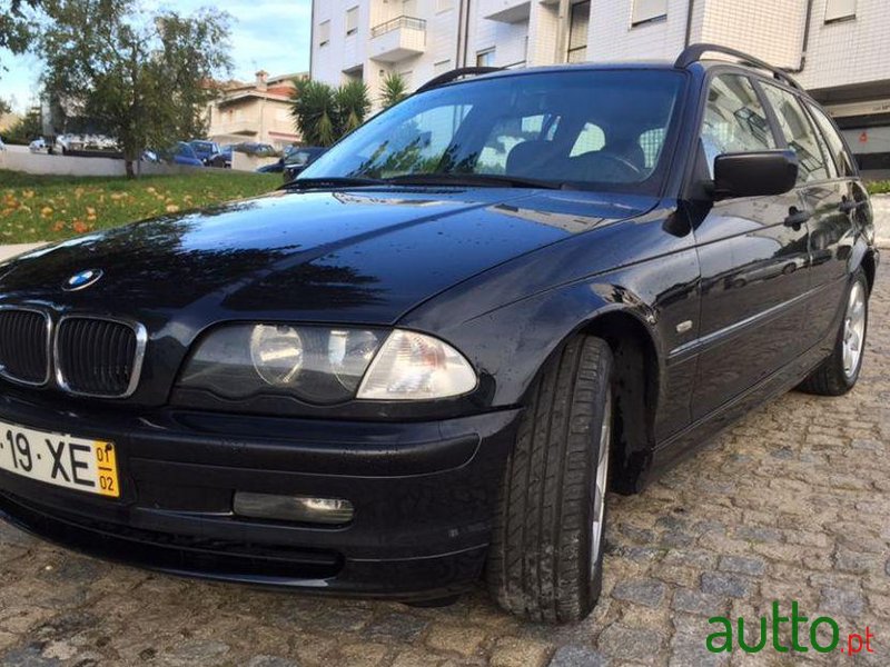 2001' BMW 320 D Touring photo #2