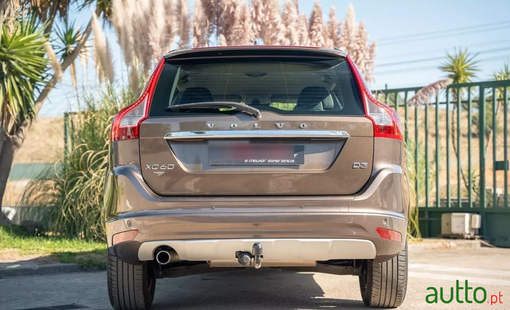 2017' Volvo Xc 60 photo #3