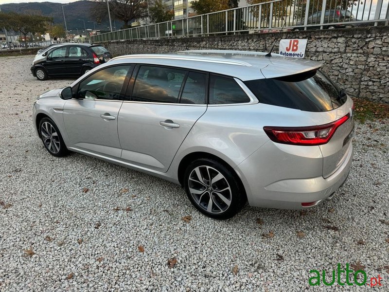 2018' Renault Megane Sport Tourer photo #4