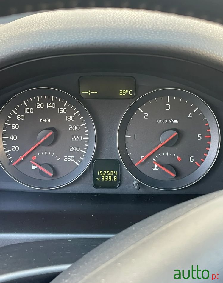 2010' Volvo V50 photo #3