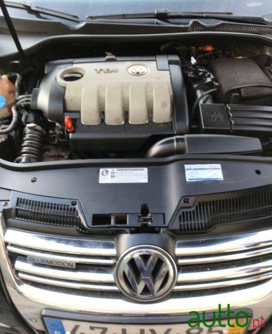 2009' Volkswagen Golf Variant photo #1