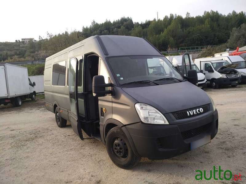 2010' Iveco Daily photo #1